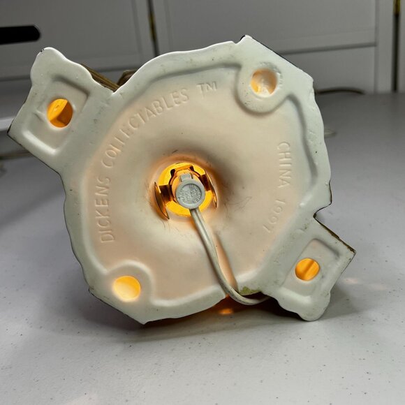 Santa's Workbench Hope Chapel Lighted Christmas Building from 1997 - Picture 9 of 9